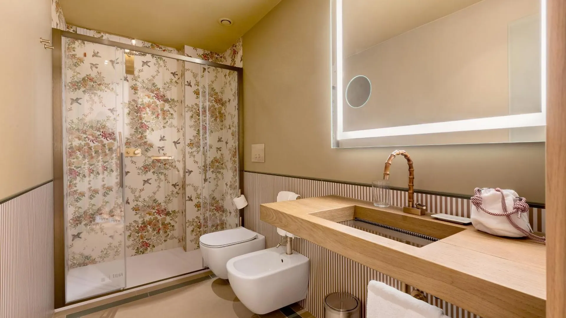 Qc Room Milano Porta Romana 4*, Milaan Italië
