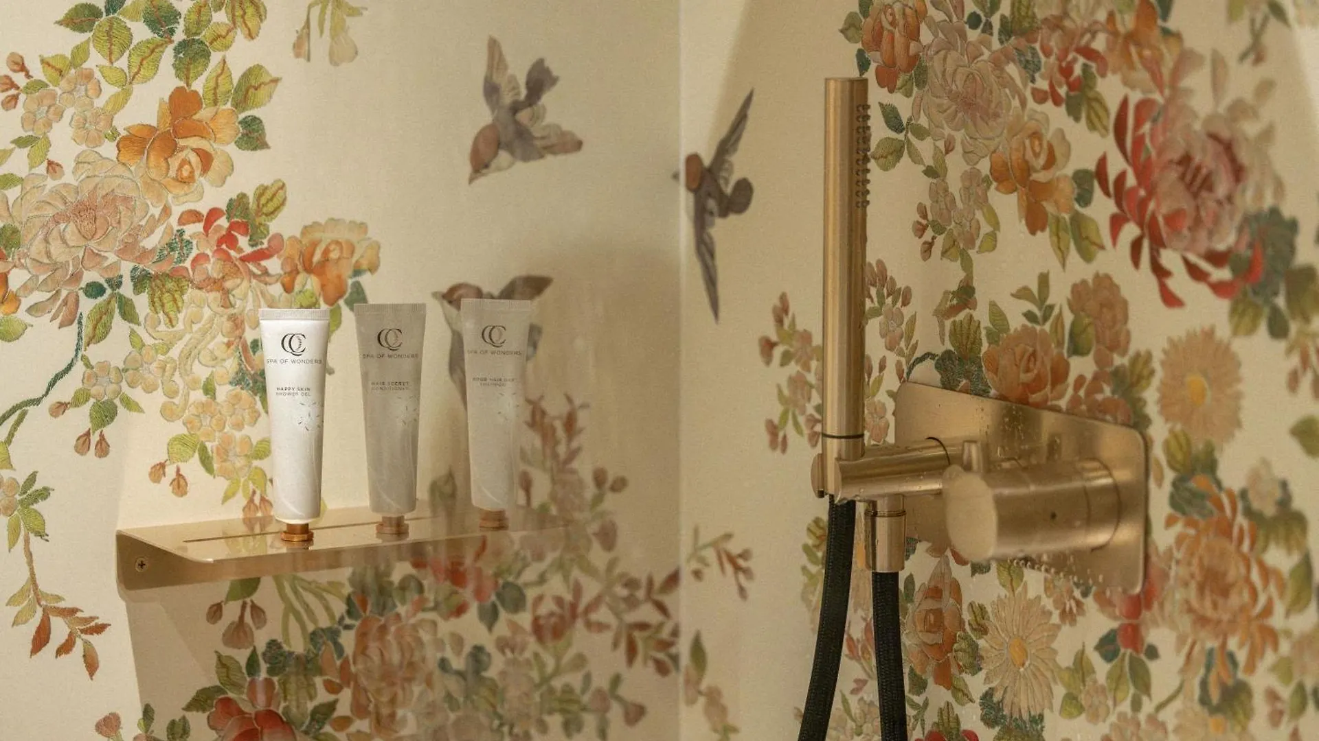 Qc Room Milano Porta Romana 4*, Milan Italy
